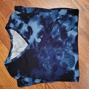 Lularoe Elizabeth top